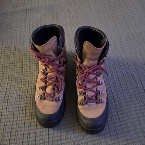 Danner Men's Crater Rim 6" Hiking Boots - Picture 6 of 8